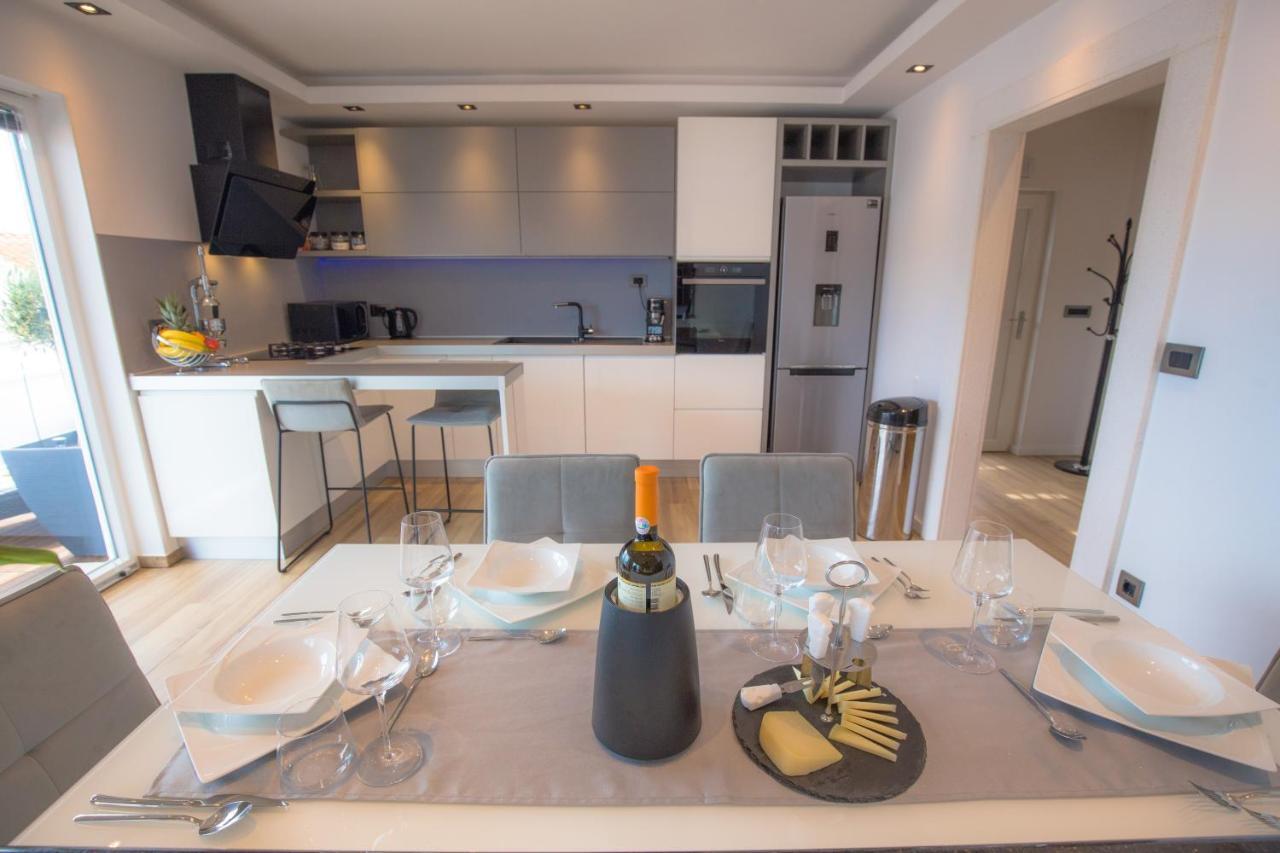 Apartment Gallery Primosten Ngoại thất bức ảnh