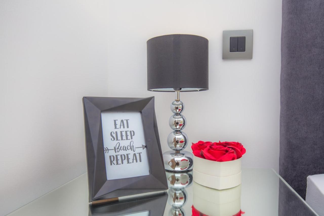 Apartment Gallery Primosten Ngoại thất bức ảnh